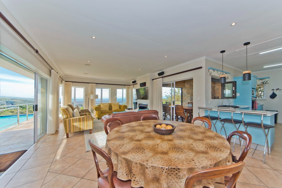 4 Bedroom Property for Sale in Pezula Golf Estate Western Cape